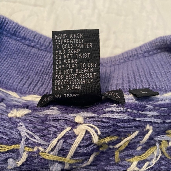 Nomadic Traders Zip Front Blue and White Cardigan -Large - Picture 6 of 11